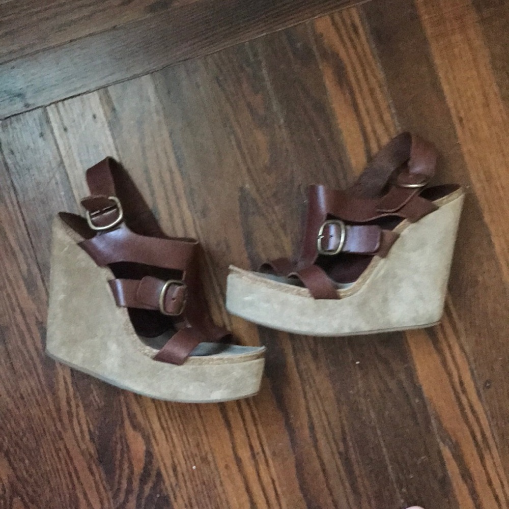 Pedro Garcia brown leather scrappy heels